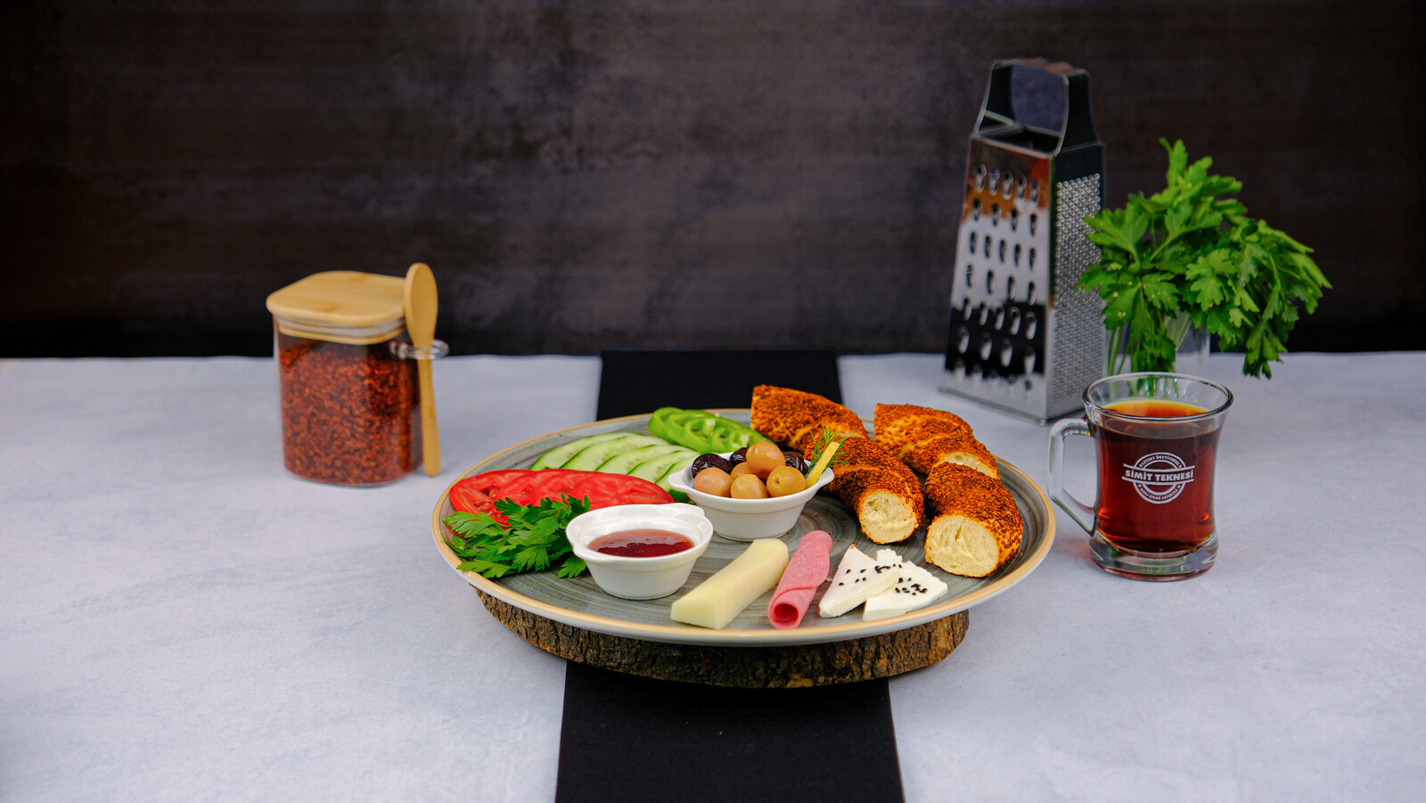 Simit Kahvaltı Tabağı