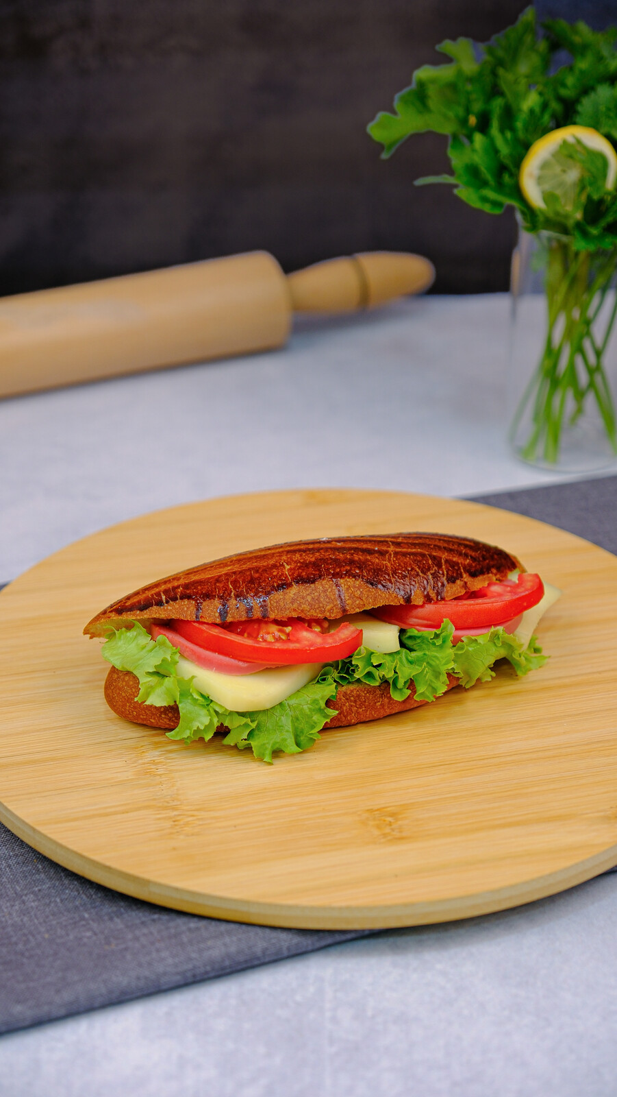 Sade Sandviç (Sade / Simit)