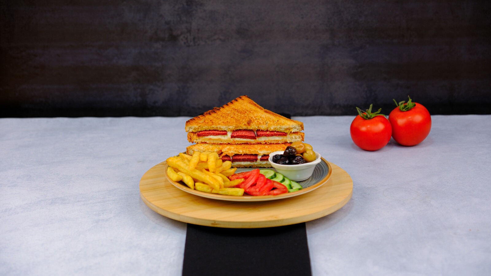 Sucuklu Tost